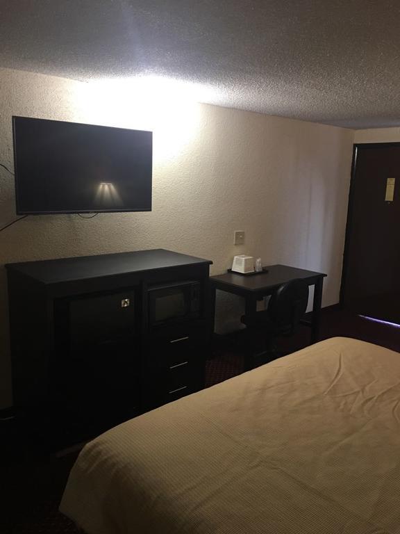 Super 9 Motel Troy Екстер'єр фото