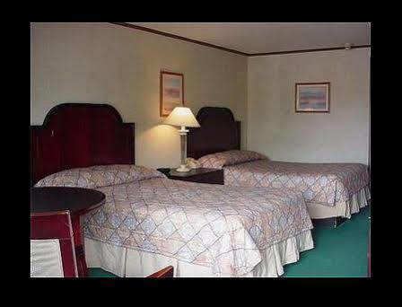 Super 9 Motel Troy Екстер'єр фото